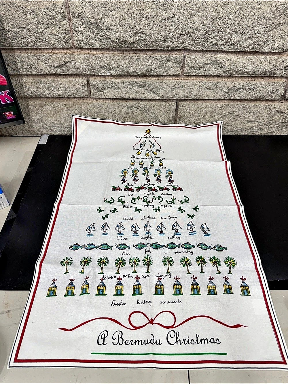 Barbara Finsness Bermuda Christmas 12 Days Cotton Tea Towel 30x20”